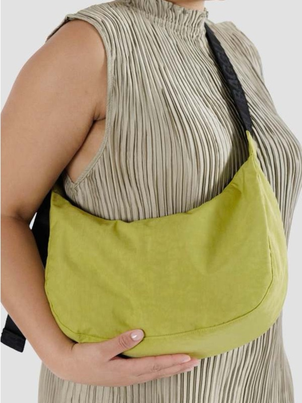 BAGGU Medium Crescent Bag - Lemongrass - Picture 2 of 5